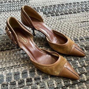 👠 Coach Leather and Suede Two-Tone Pumps, Heels with Buckle, Tan, Brown, Sz 8.5
